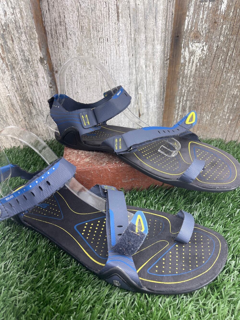 Teva Zilch Barefoot Toe Loop Active Sandals Men Size 13 Black Blue Outdoor